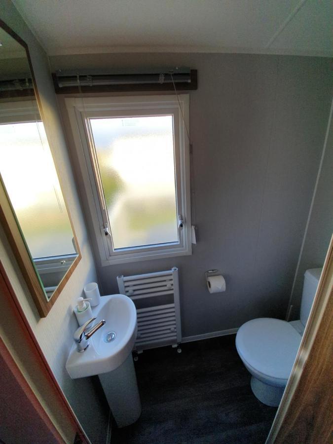 Rj Luxury Caravan Hire With Hot Tub Татершал Екстериор снимка